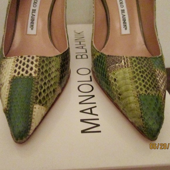 Manolo Blahnik NWOT Green Snakeskin Patchwork Stilettos 6 1/2B - Picture 5 of 9